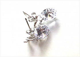 へそピアス ツツイ美容外科 大阪 心斎橋